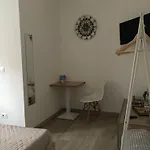 R&b Midora Montale 3*