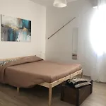 R&b Midora Montale Πανσιόν 3*
