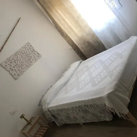 بيت ضيافة R&b Midora Montale