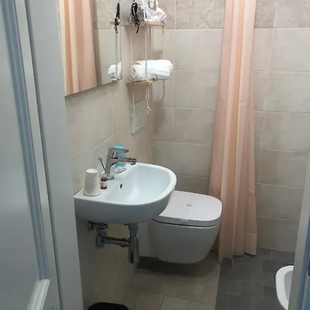 R&b Midora Montale Guest house