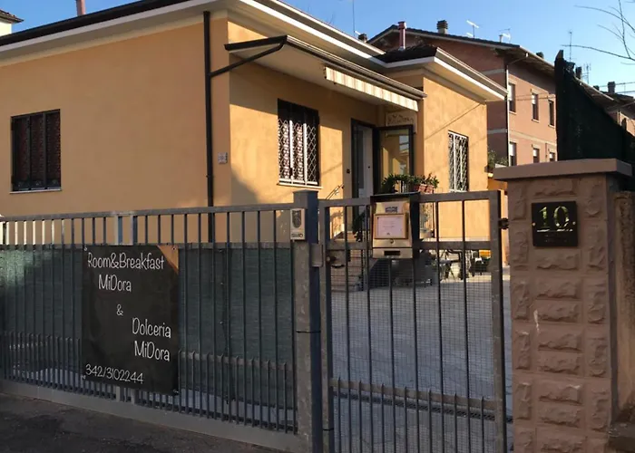 R&b Midora Montale Konukevi 3*